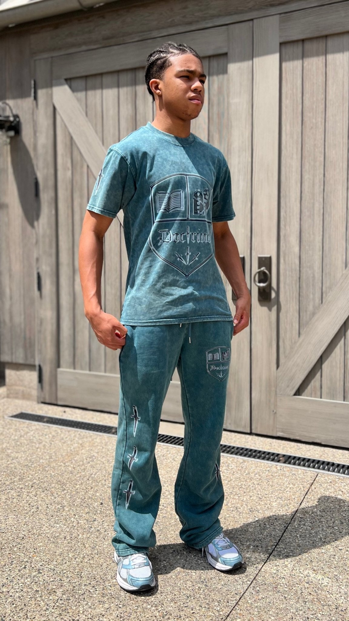 Coat of Arms T-Shirt - The Style Guru