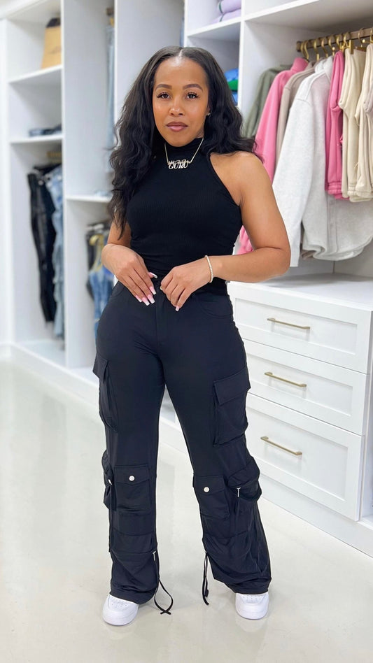 Weightless Cargo Pants - The Style Guru