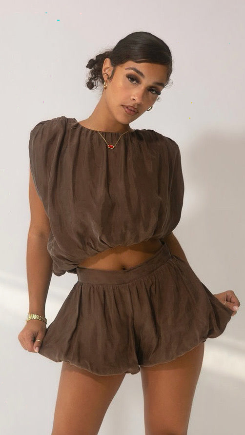 V-Waist Balloon Short
