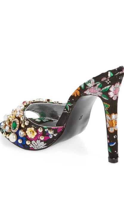 Azalea Wang Judith - The Style Guru