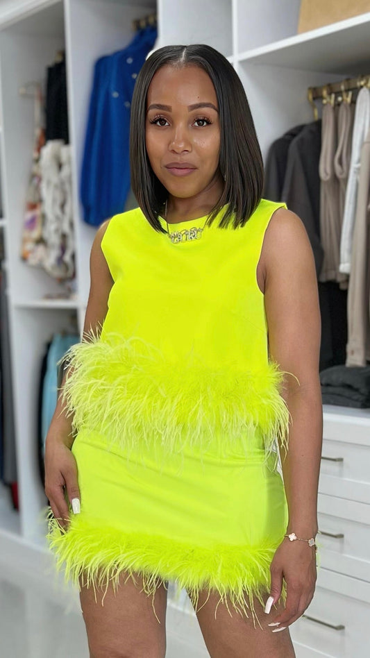 Feather Trim Tank - The Style Guru
