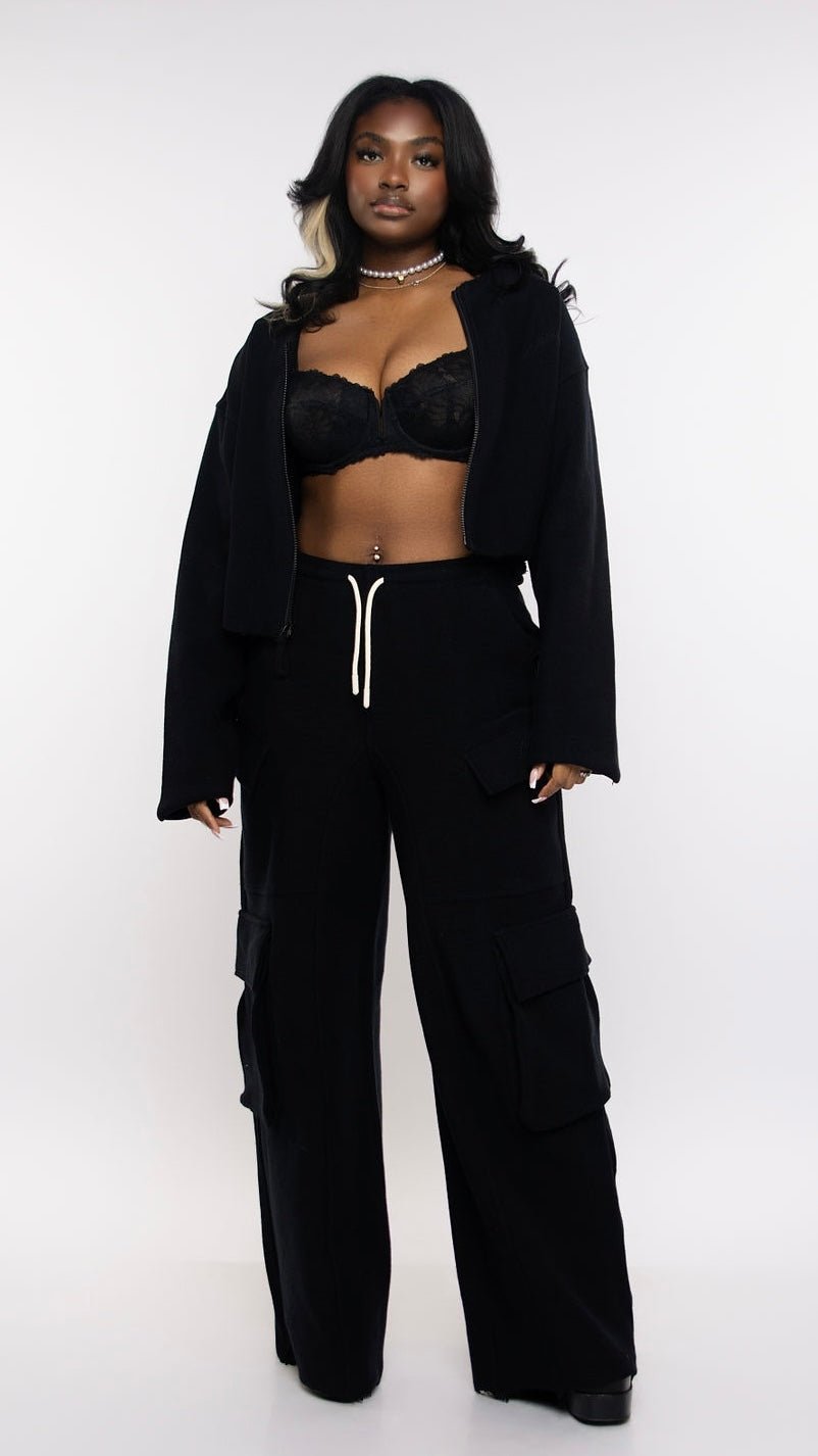 Honor Round Crop Zip Crew - The Style Guru