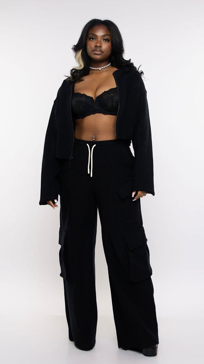 Honor Round Crop Zip Crew - The Style Guru