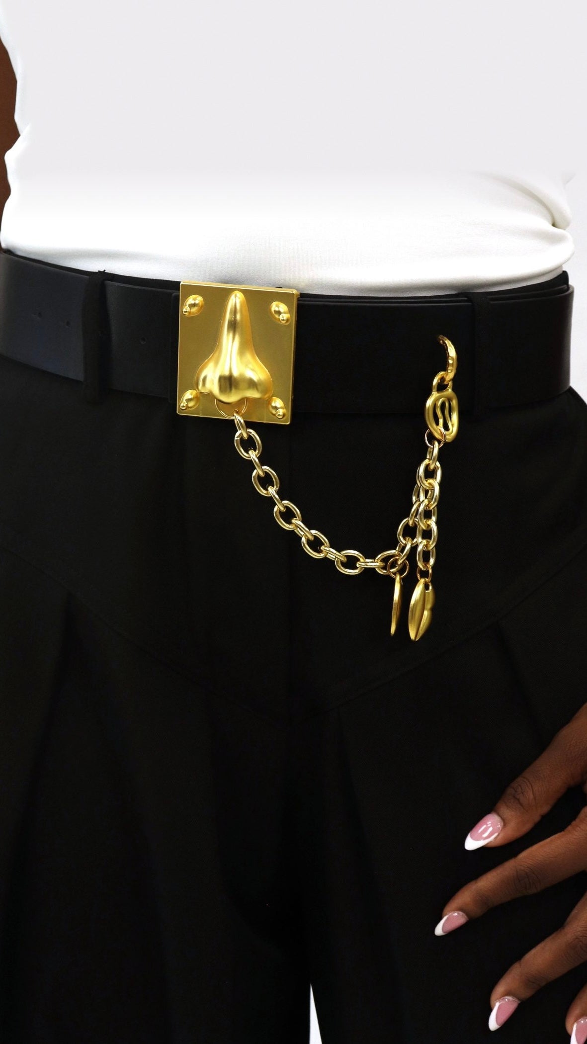 Chain Detail Pleated Barrel Pants
